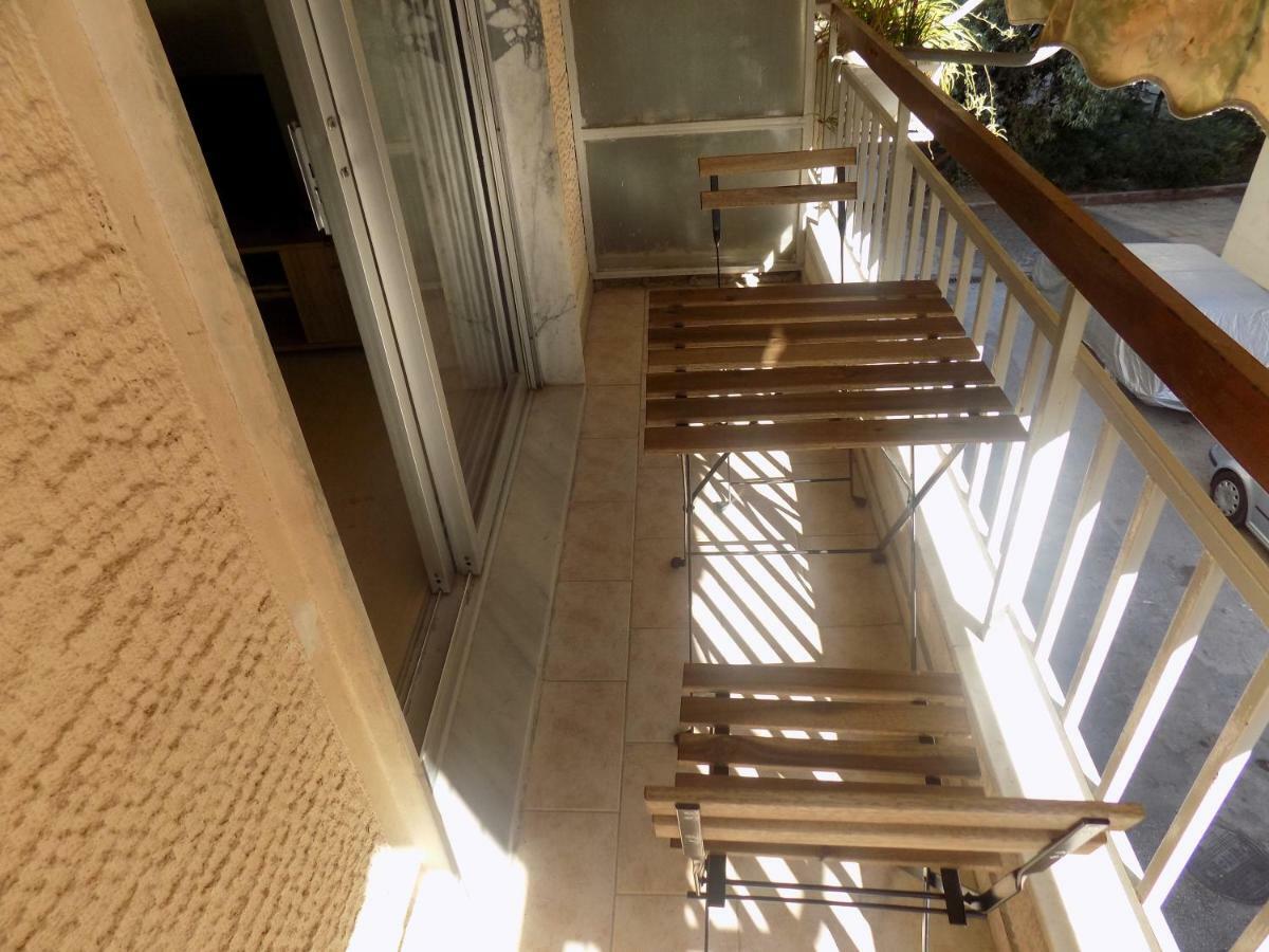 George'S Apartment In "Pedion Areos" Area Αθήνα Εξωτερικό φωτογραφία